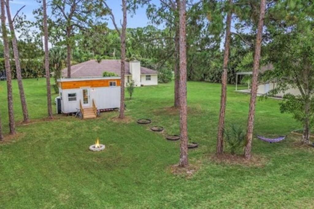 Summer Tiny House West Palm Beach Eksteriør bilde